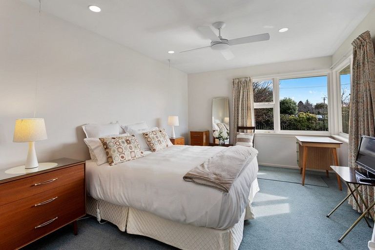 Photo of property in 9 Solway Avenue, Ilam, Christchurch, 8041