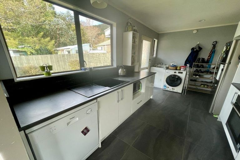 Photo of property in 8 Buller Grove, Naenae, Lower Hutt, 5011