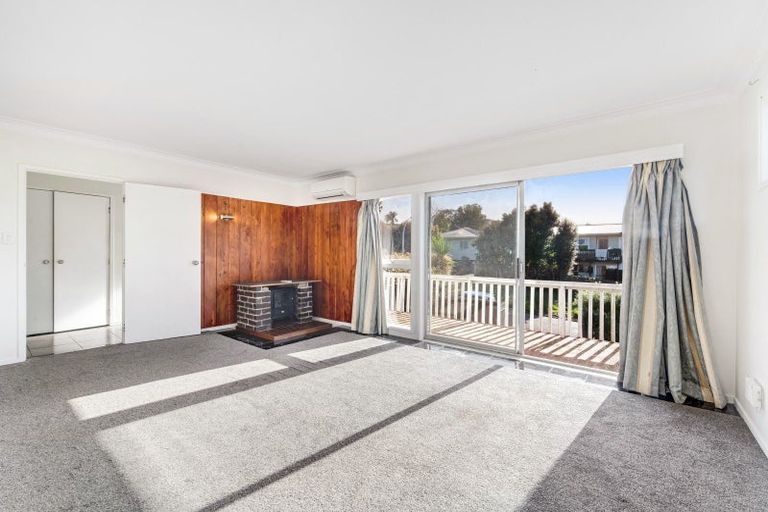 Photo of property in 1 Beldon Place, Pakuranga Heights, Auckland, 2010