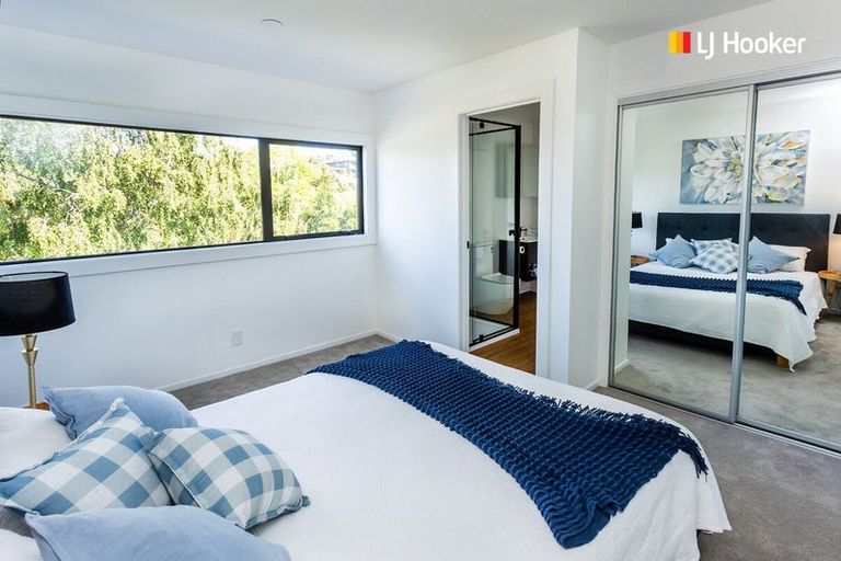 Photo of property in 71 Eglinton Road, Mornington, Dunedin, 9011