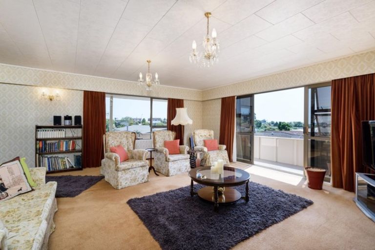 Photo of property in 22 Laing Place, Otumoetai, Tauranga, 3110