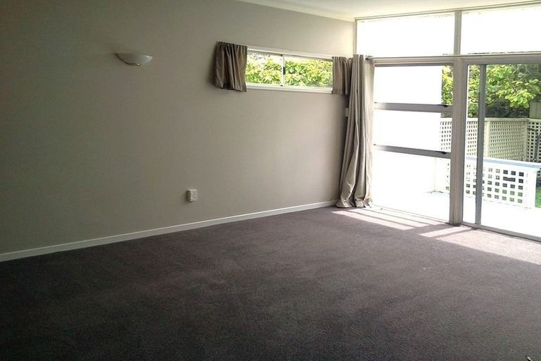 Photo of property in 2/25 Saint Vincent Avenue, Remuera, Auckland, 1050