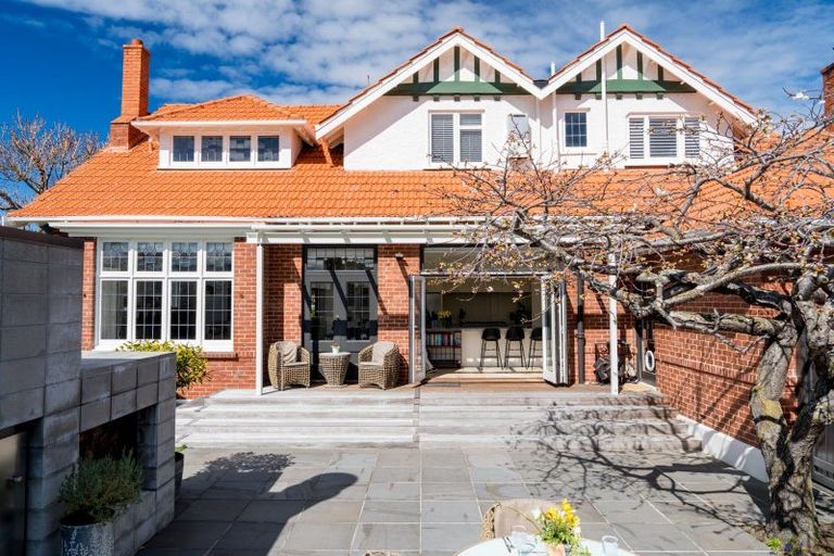 Photo of property in 15 Ings Avenue, Saint Clair, Dunedin, 9012