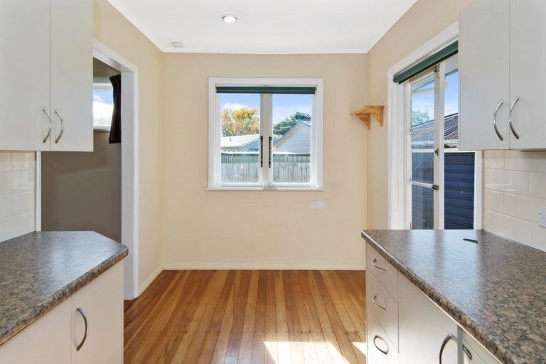 Photo of property in 26 Sutton Crescent, Papakura, 2110