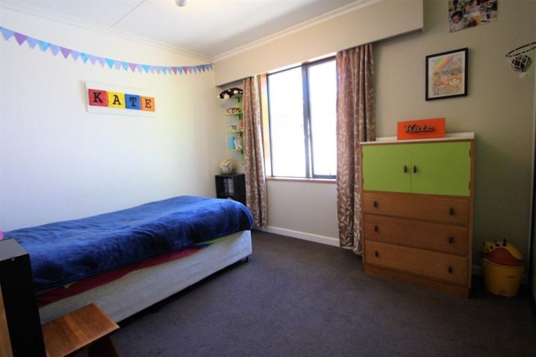 Photo of property in 11 Mitre Street, Gore, 9710