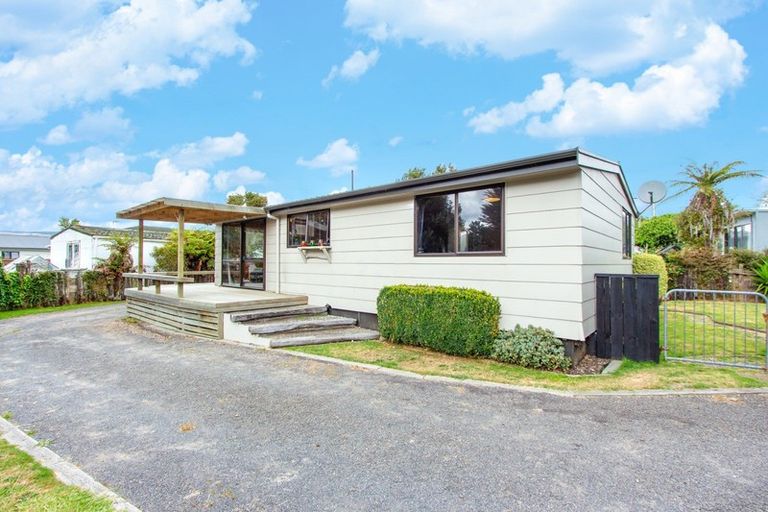 Photo of property in 23b Charles Road, Hannahs Bay, Rotorua, 3010