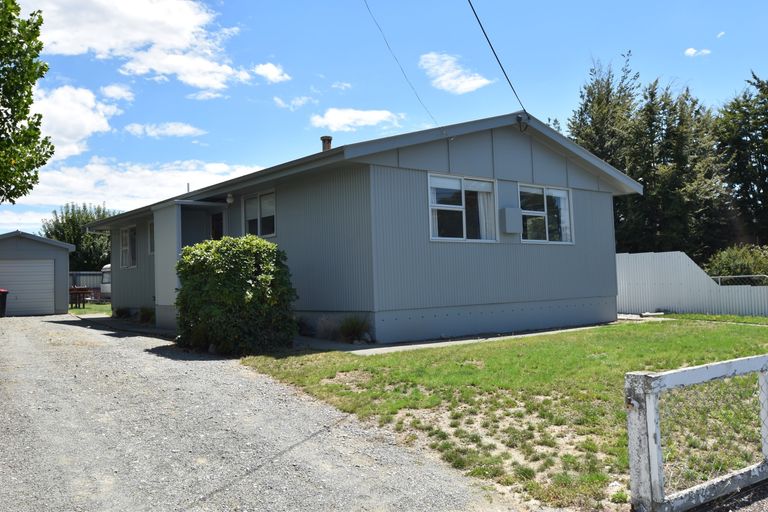 Photo of property in 26 Jollie Road, Twizel, 7901