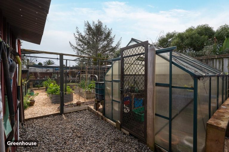 Photo of property in 5 Coleman Street, Paraparaumu, 5032