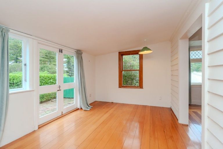 Photo of property in 6 Parliament Street, Thorndon, Wellington, 6011