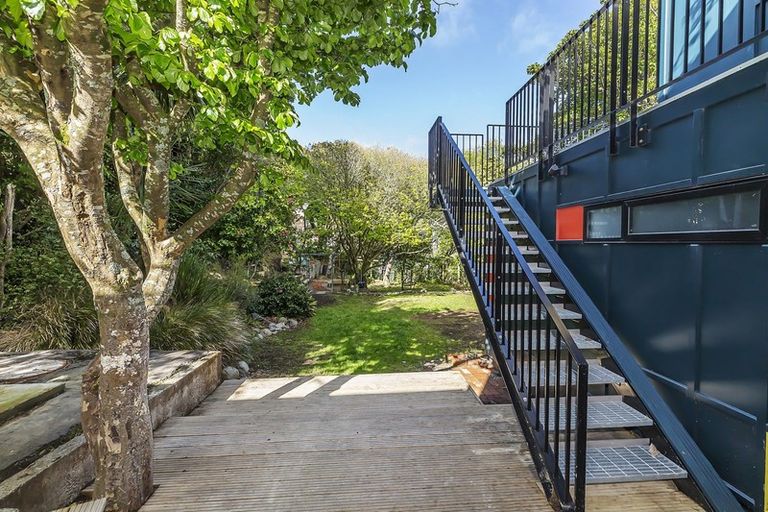 Photo of property in 4 Maldive Street, Khandallah, Wellington, 6035