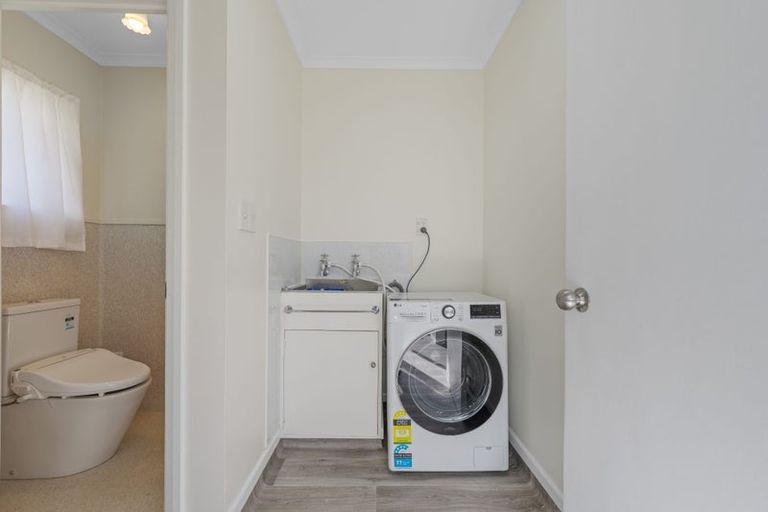 Photo of property in 223 Huatoki Street, Upper Vogeltown, New Plymouth, 4310