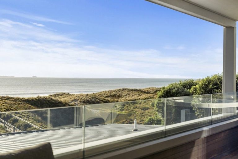 Photo of property in 357b Oceanbeach Road, Mount Maunganui, 3116