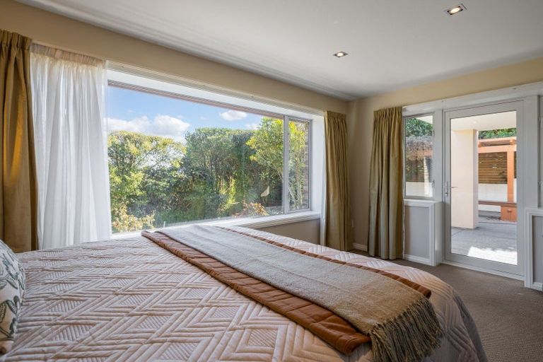 Photo of property in 6 Stonewall Place, Huntsbury, Christchurch, 8022