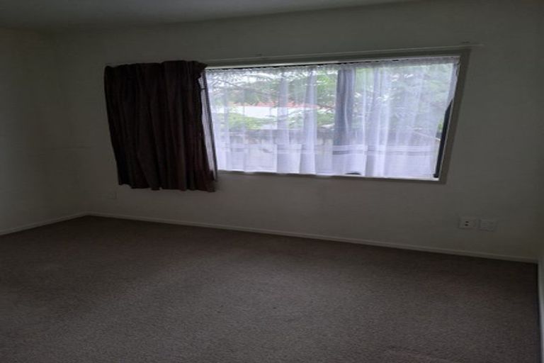Photo of property in 7a Abel Tasman Avenue, Henderson, Auckland, 0610