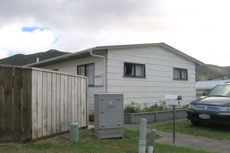 Photo of property in 18 Hazlewood Avenue, Karori, Wellington, 6012