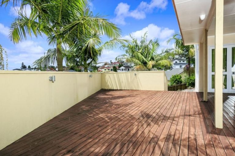 Photo of property in 5 Alice Place, Hillcrest, Auckland, 0627