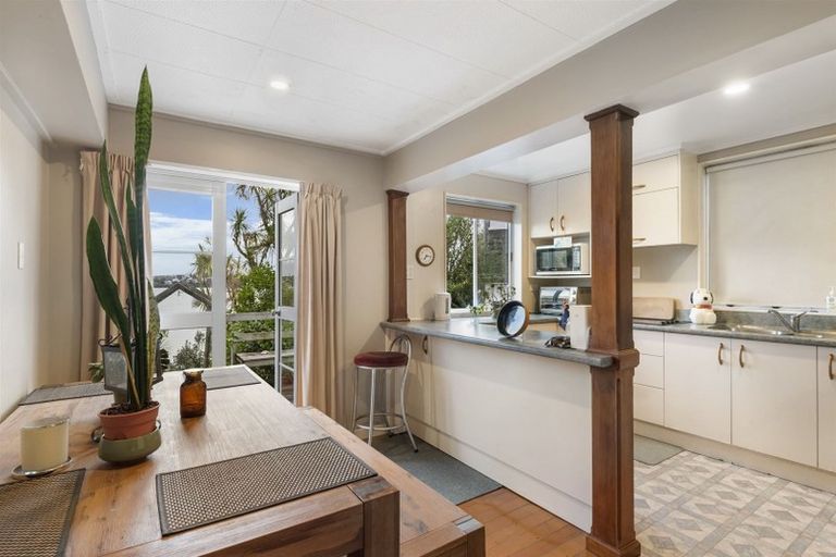 Photo of property in 109a Norwood Road, Bayswater, Auckland, 0622