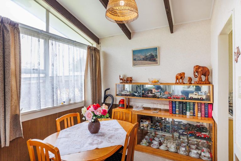 Photo of property in 1 Turakina Street, Westbrook, Palmerston North, 4412