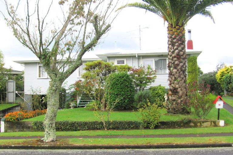 Photo of property in 19 John Street, Tokoroa, 3420