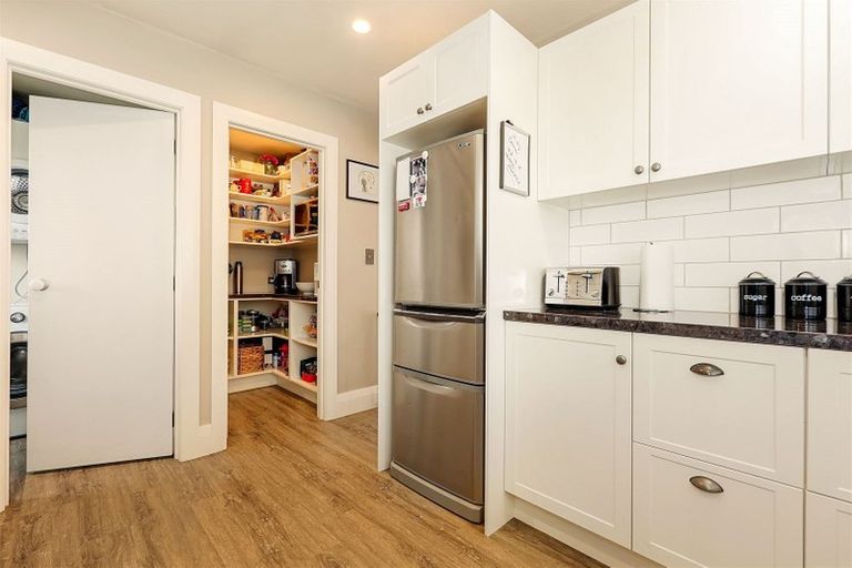 Photo of property in 55 Woodville Street, Edgeware, Christchurch, 8013