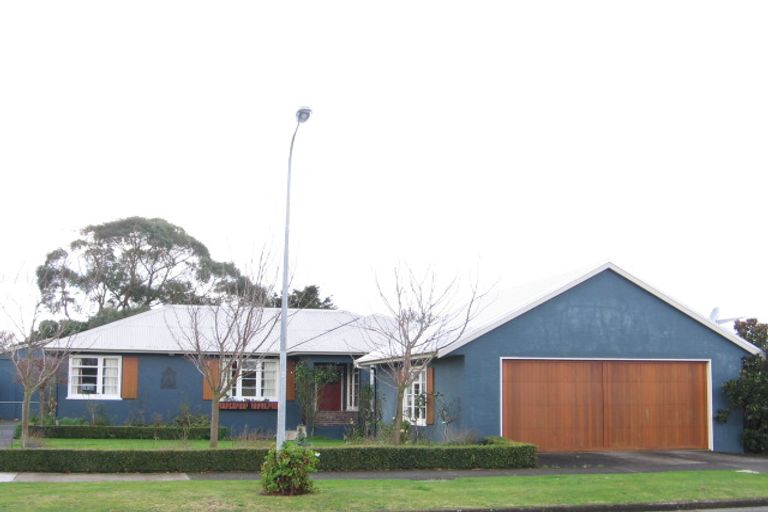 Photo of property in 35 Collingwood Street, Hokowhitu, Palmerston North, 4410