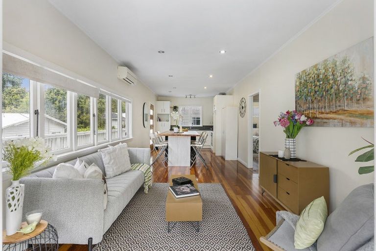 Photo of property in 36a Clayburn Road, Glen Eden, Auckland, 0602