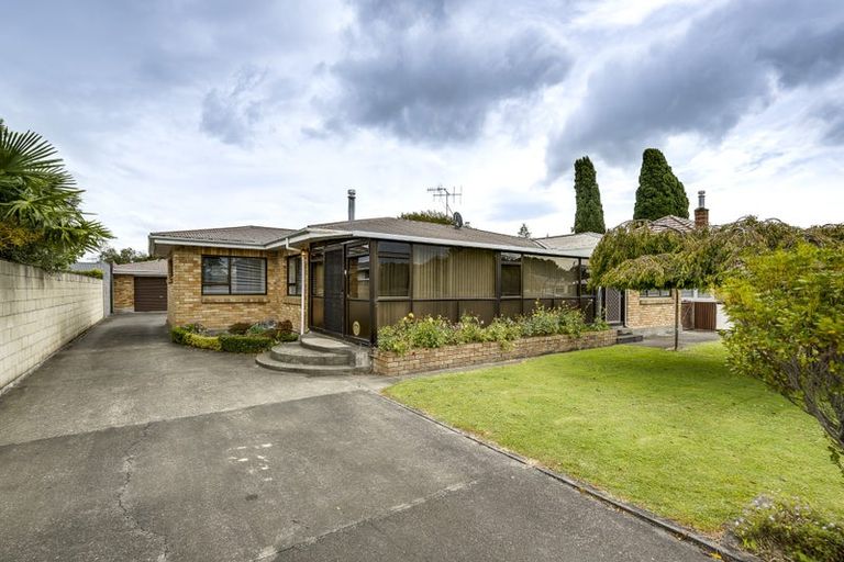 Photo of property in 12 Mill Road, Clive, 4102