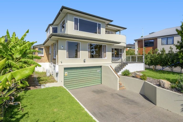 Photo of property in 24 Tirinui Crest Road, Otumoetai, Tauranga, 3110