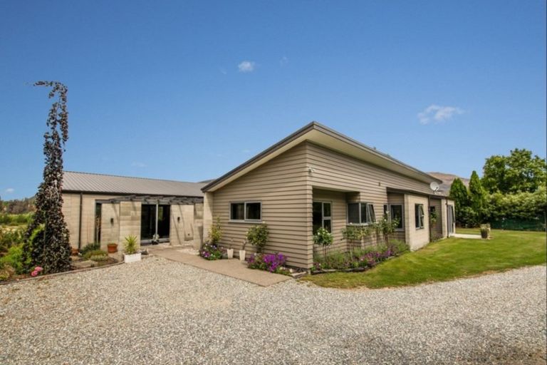 Photo of property in 293 Riverbank Road, Wanaka, 9382