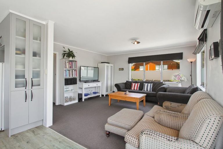 Photo of property in 25 Crispe Road, Clarks Beach, 2122