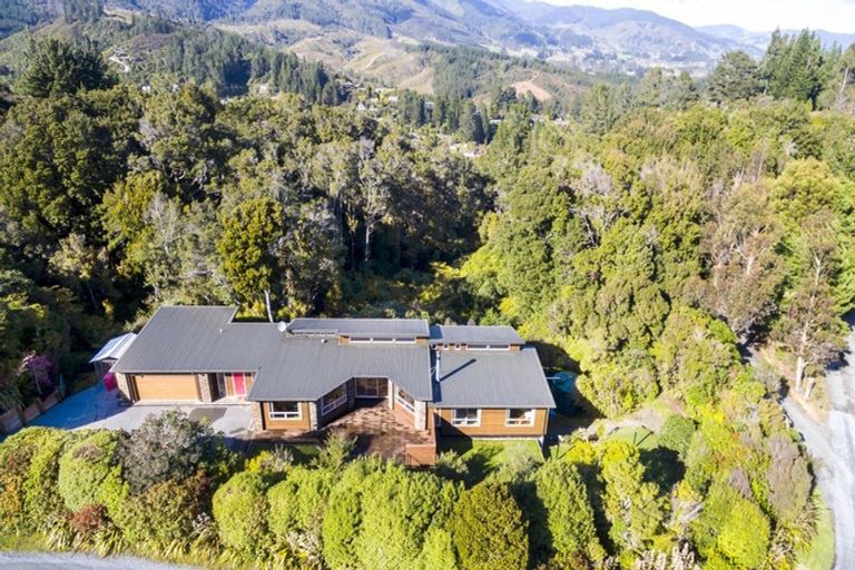 Photo of property in 1154h State Highway 2, Te Marua, Upper Hutt, 5018