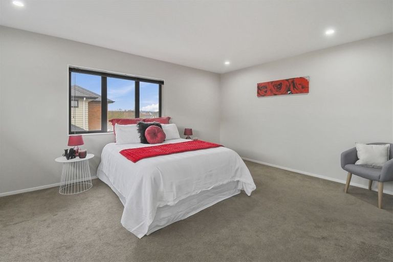 Photo of property in 53 Tarapiroe Avenue, Takanini, 2112