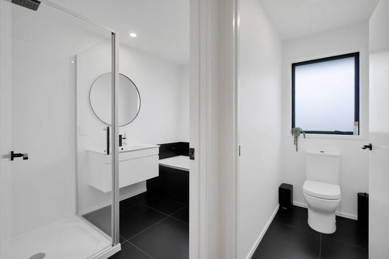 Photo of property in 8 Tikorangi Road East, Tikorangi, 4383