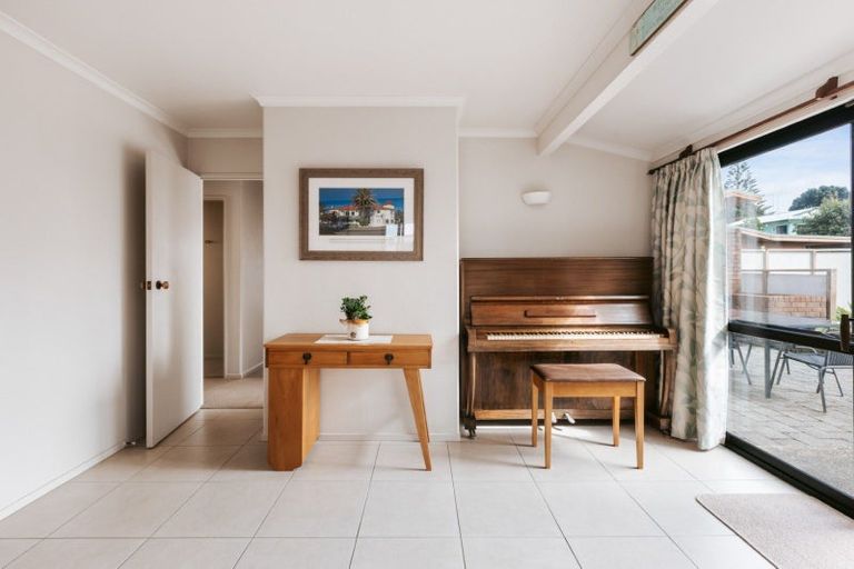 Photo of property in 117 Dickson Road, Papamoa Beach, Papamoa, 3118