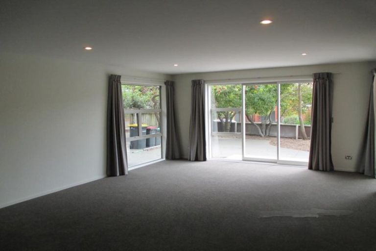 Photo of property in 206 Centaurus Road, Saint Martins, Christchurch, 8022