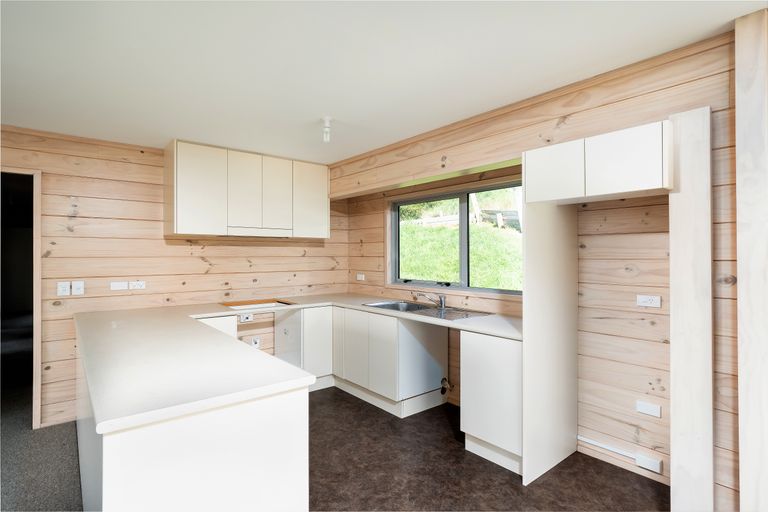 Photo of property in 25e Walkers Road, Lyttelton, 8082