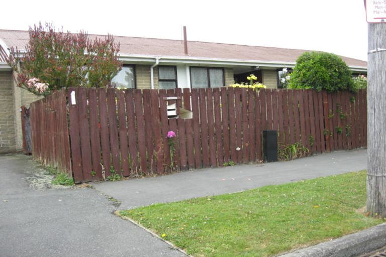 Photo of property in 1 Clonbern Place, Upper Riccarton, Christchurch, 8041