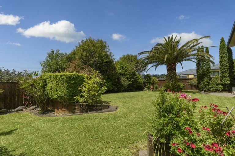 Photo of property in 33 Oteki Park Drive, Welcome Bay, Tauranga, 3112