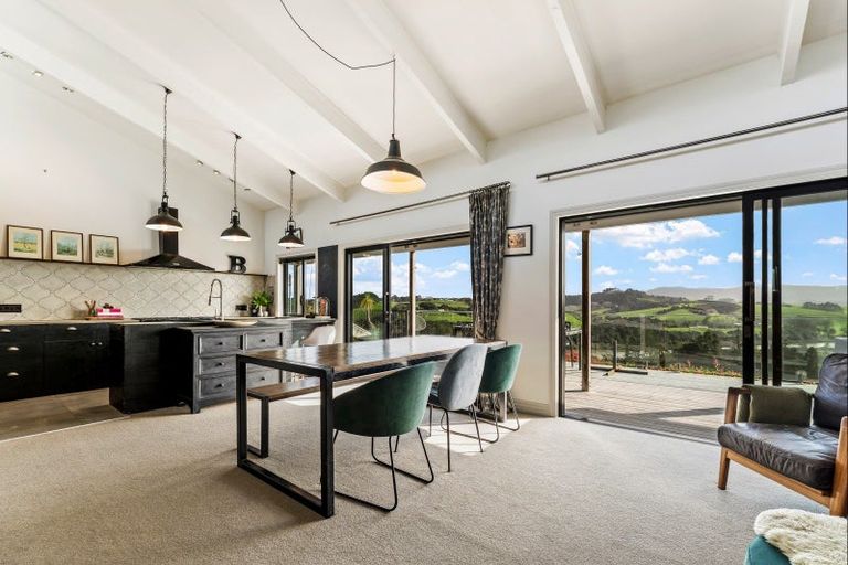 Photo of property in 28 Green Road, Matakana, Warkworth, 0985