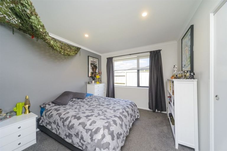 Photo of property in 22 Monarch Drive, Ashhurst, 4810