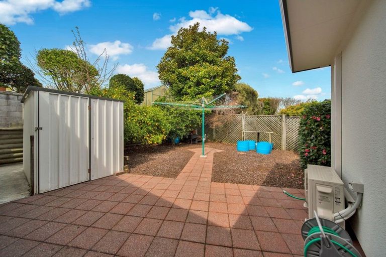 Photo of property in 10d Shelter Grove, Frankleigh Park, New Plymouth, 4310
