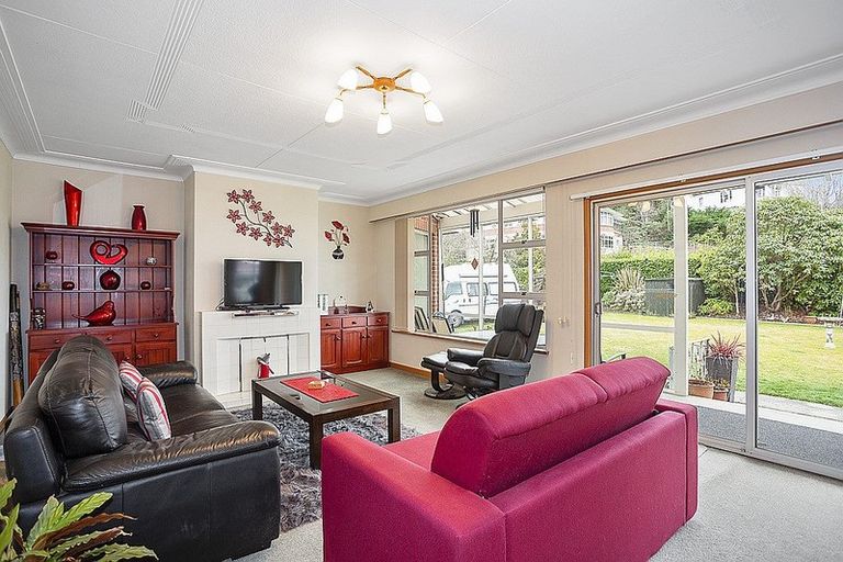 Photo of property in 6 Martin Street, Gore, 9710