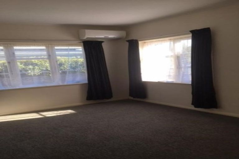 Photo of property in 18a Hay Street, Bromley, Christchurch, 8062