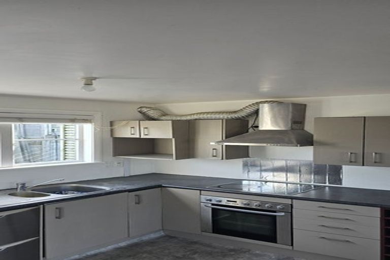 Photo of property in 42a Mandalay Terrace, Khandallah, Wellington, 6035