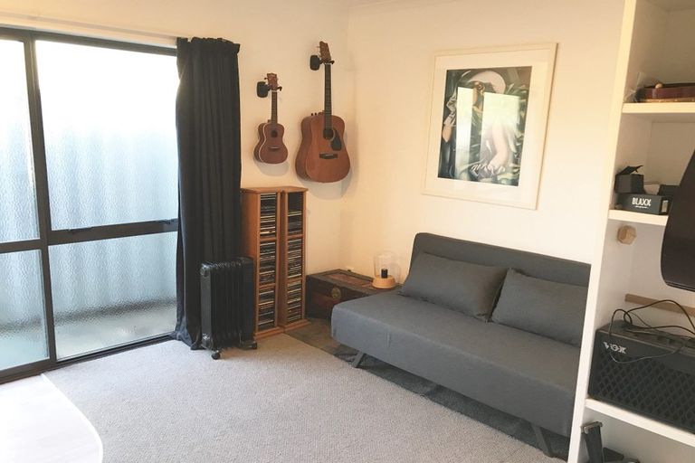 Photo of property in 16 Sarah Place, Papamoa Beach, Papamoa, 3118