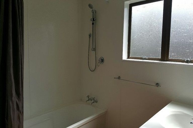 Photo of property in 37a Pohutukawa Drive, Pukete, Hamilton, 3200