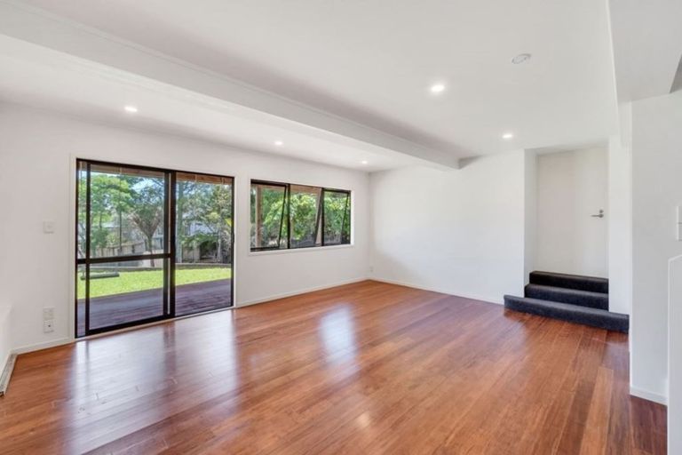 Photo of property in 19a Manuwai Road, Torbay, Auckland, 0630