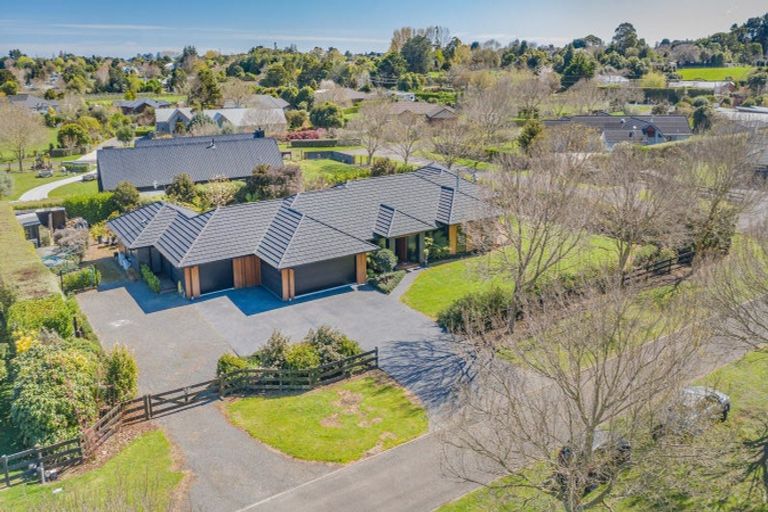 Photo of property in 35 Pinot Crescent, Ohau, 5570