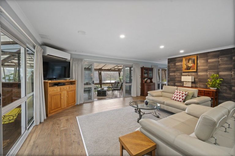 Photo of property in 639 Puketapu Road, Puketapu, Napier, 4183