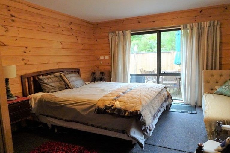 Photo of property in 8 Hurren Place West, Kumara Junction, Hokitika, 7882